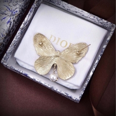 Christian Dior Brooches